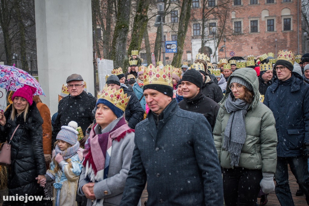 Orszak Trzech Króli po raz siódmy w Uniejowie
