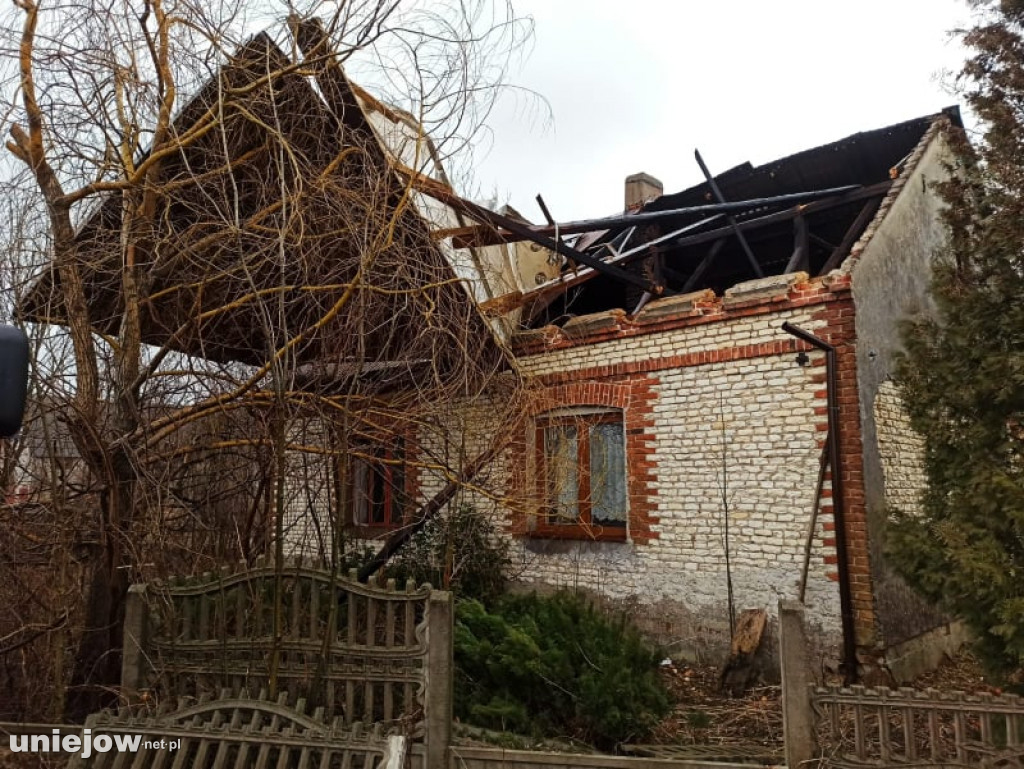 Wichury w powiecie poddębickim. Ponad 30 interwencji strażaków