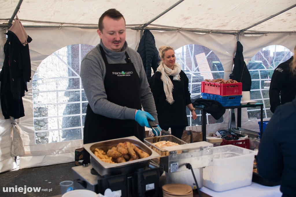 Uniejów. Na pikniku zbierali pieniądze dla obywateli Ukrainy