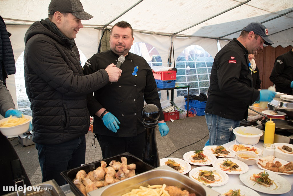Uniejów. Na pikniku zbierali pieniądze dla obywateli Ukrainy