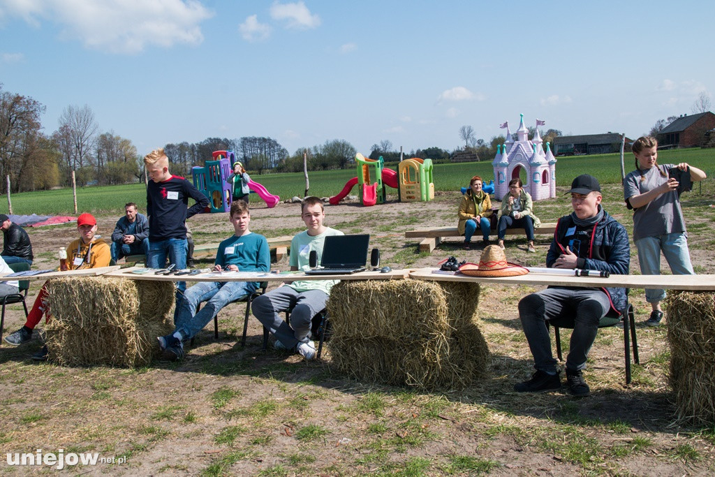 Zjazd Klubu Świadomej Młodzieży w Lekaszynie koło Uniejowa