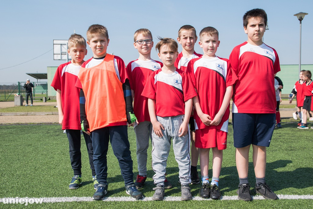 XXII  ,,Z podwórka na Stadion o puchar Tymbarku