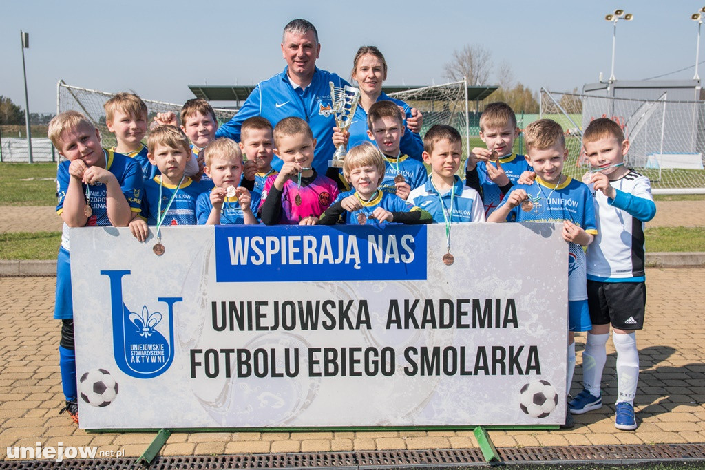 XXII  ,,Z podwórka na Stadion o puchar Tymbarku