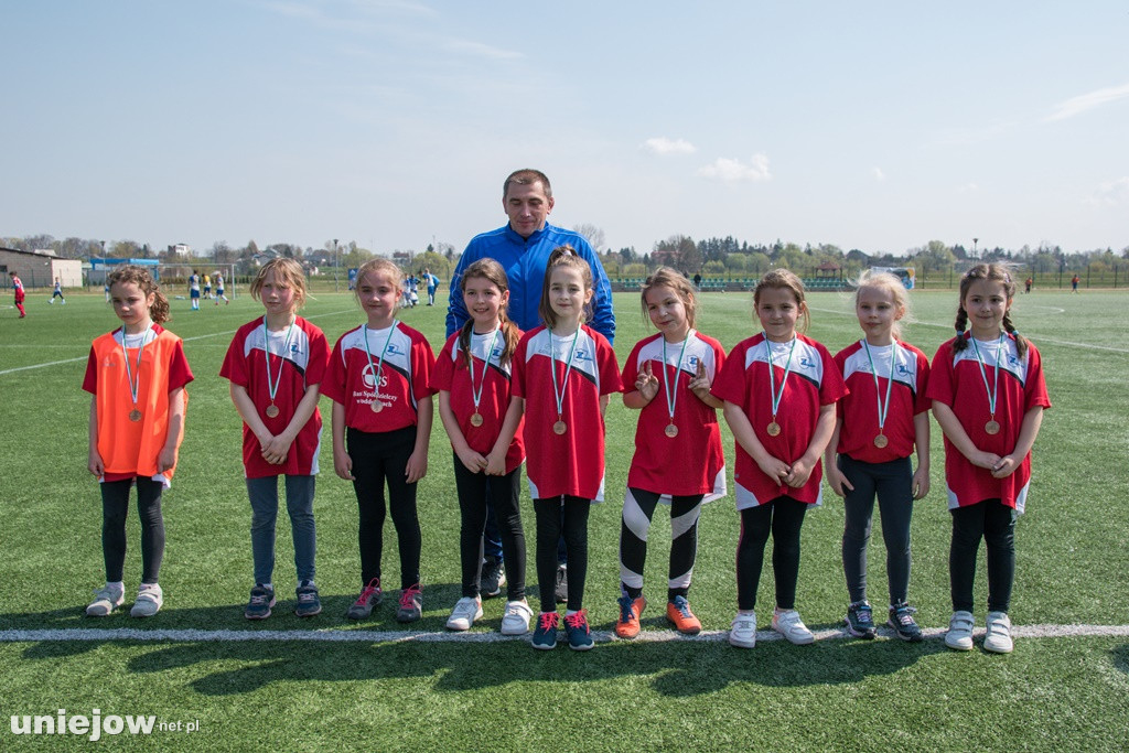 XXII  ,,Z podwórka na Stadion o puchar Tymbarku