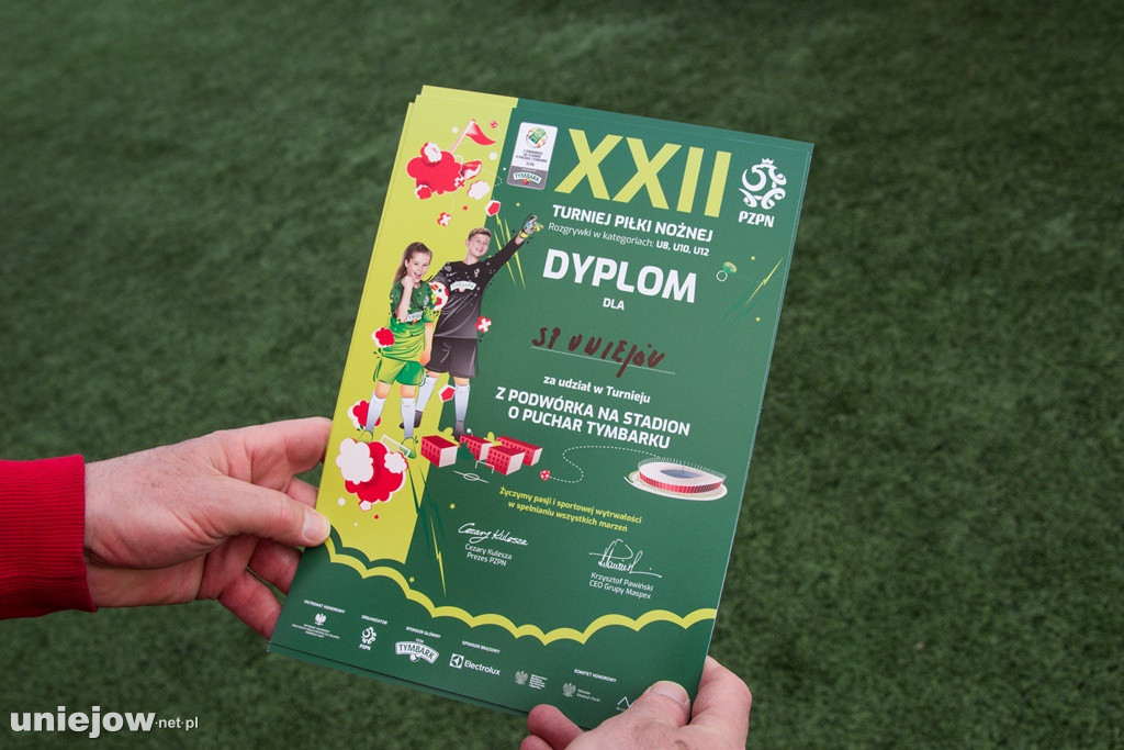 XXII  ,,Z podwórka na Stadion o puchar Tymbarku