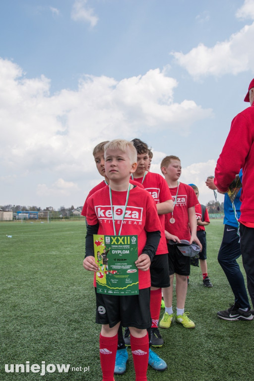 XXII  ,,Z podwórka na Stadion o puchar Tymbarku