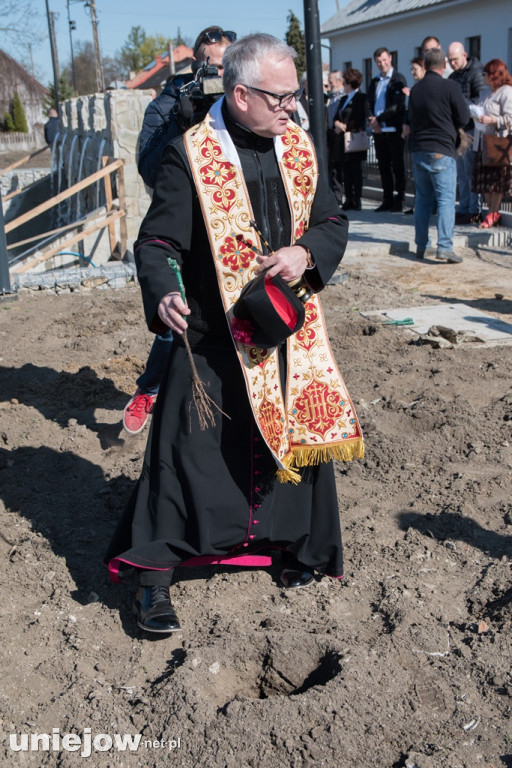 W Winnicy Bogumiła zasadzono pierwsze winorośle. Z