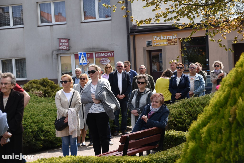 W Uniejowie radośnie uczczono święto Konstytucji 3 Maja