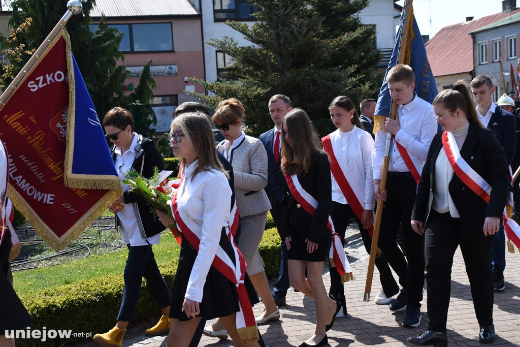 W Uniejowie radośnie uczczono święto Konstytucji 3 Maja