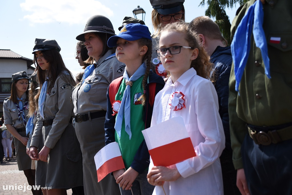 W Uniejowie radośnie uczczono święto Konstytucji 3 Maja
