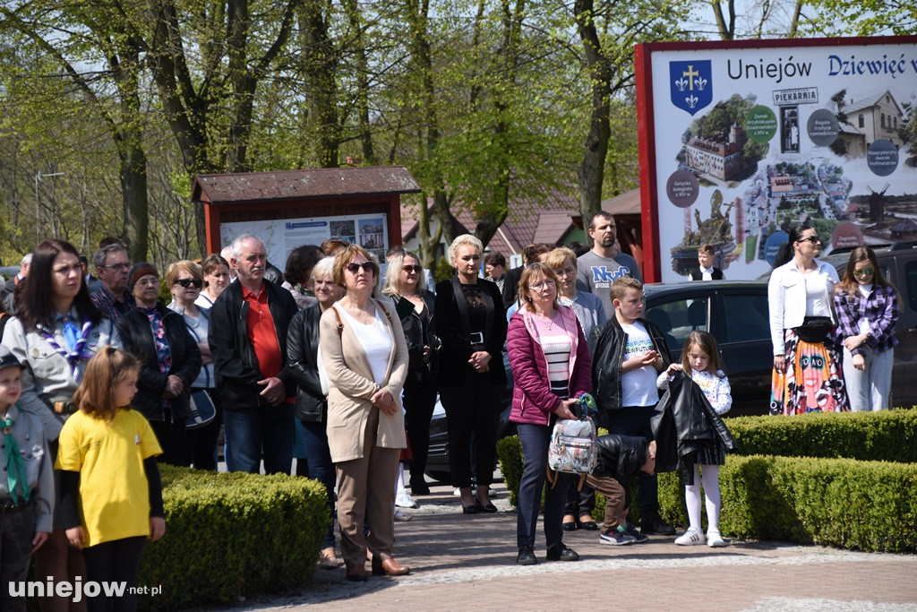 W Uniejowie radośnie uczczono święto Konstytucji 3 Maja