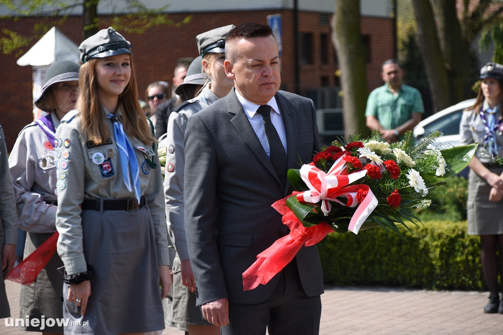 W Uniejowie radośnie uczczono święto Konstytucji 3 Maja