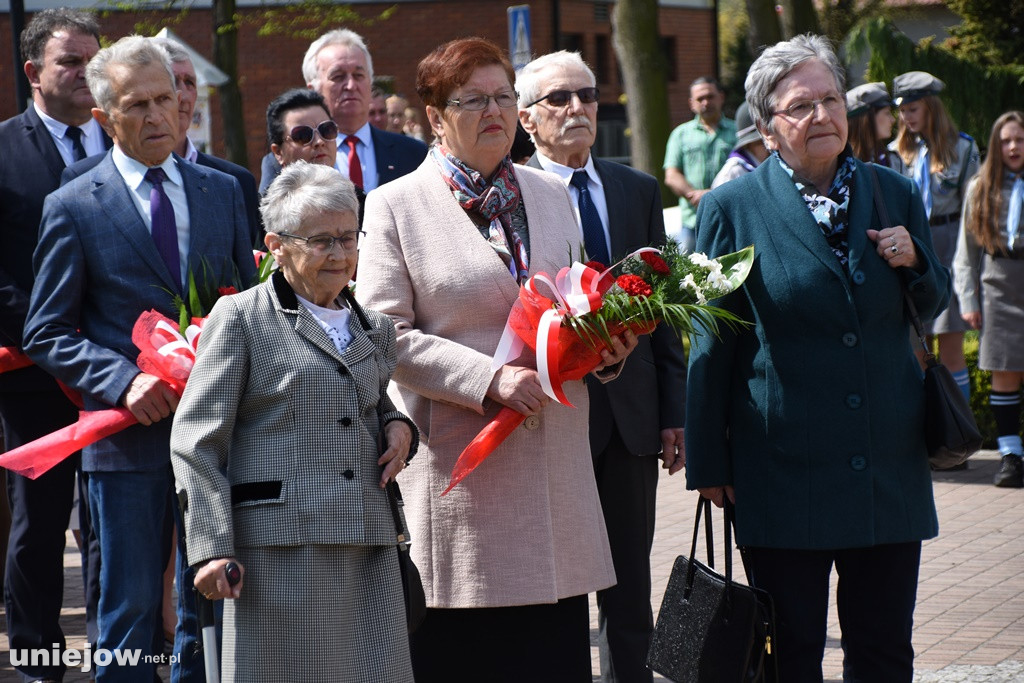 W Uniejowie radośnie uczczono święto Konstytucji 3 Maja