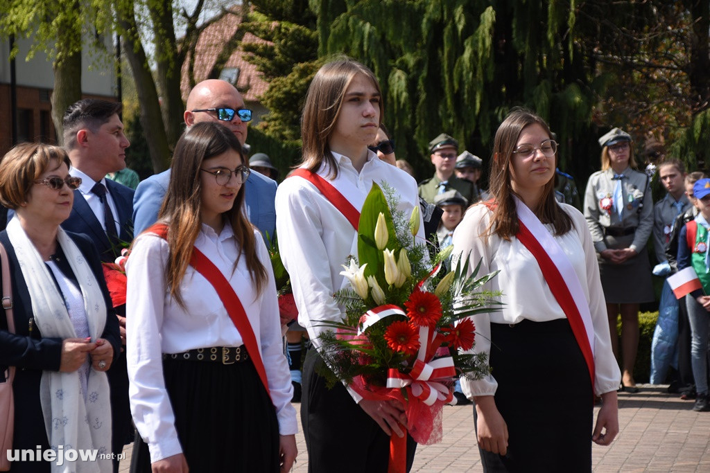 W Uniejowie radośnie uczczono święto Konstytucji 3 Maja