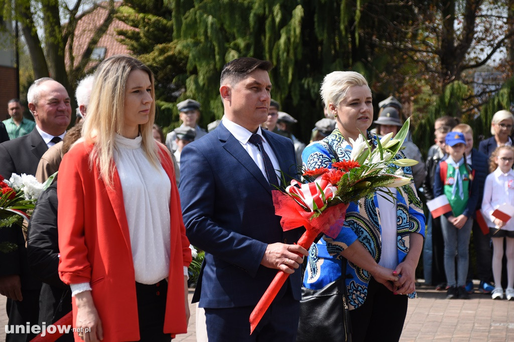 W Uniejowie radośnie uczczono święto Konstytucji 3 Maja