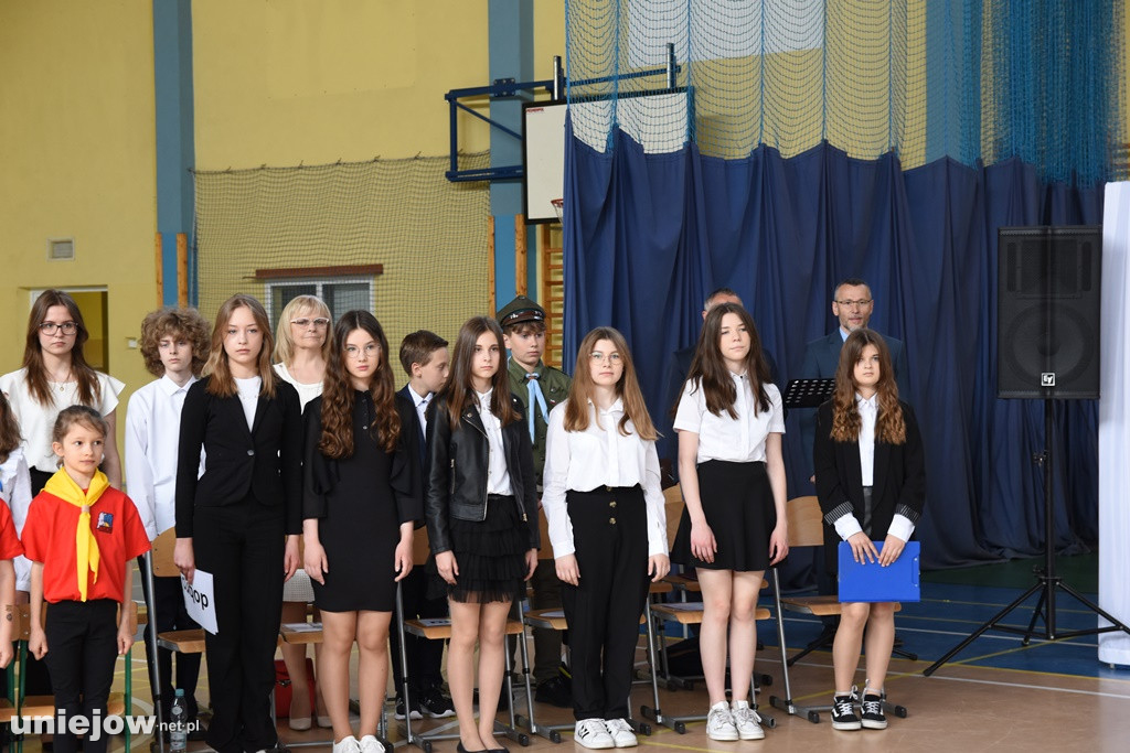 W Uniejowie świętowano 45-lecie nadania szkole imienia