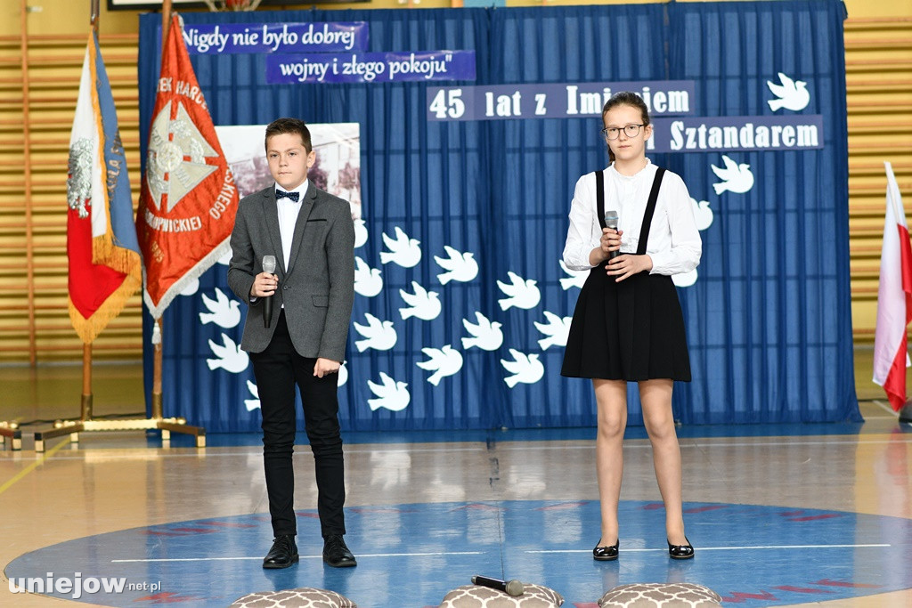 W Uniejowie świętowano 45-lecie nadania szkole imienia