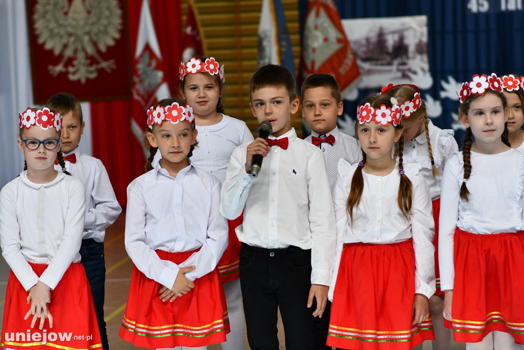 W Uniejowie świętowano 45-lecie nadania szkole imienia
