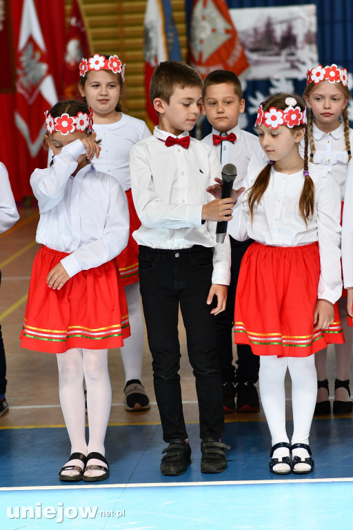 W Uniejowie świętowano 45-lecie nadania szkole imienia