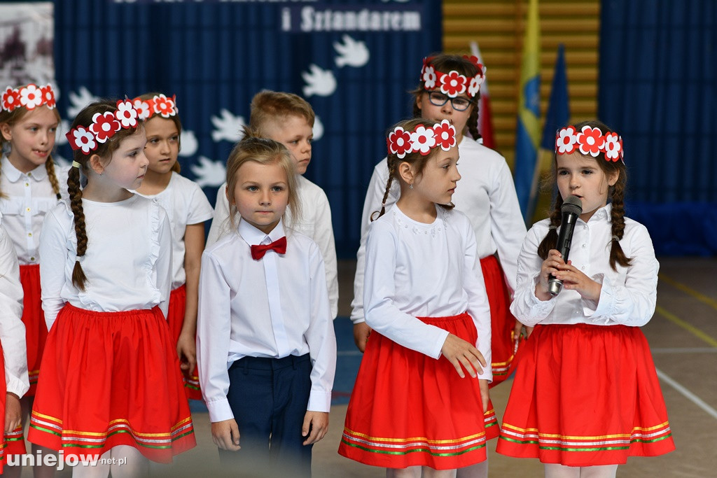 W Uniejowie świętowano 45-lecie nadania szkole imienia