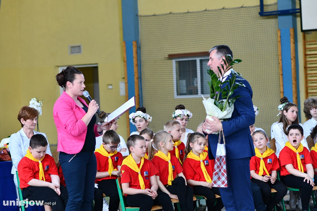 W Uniejowie świętowano 45-lecie nadania szkole imienia