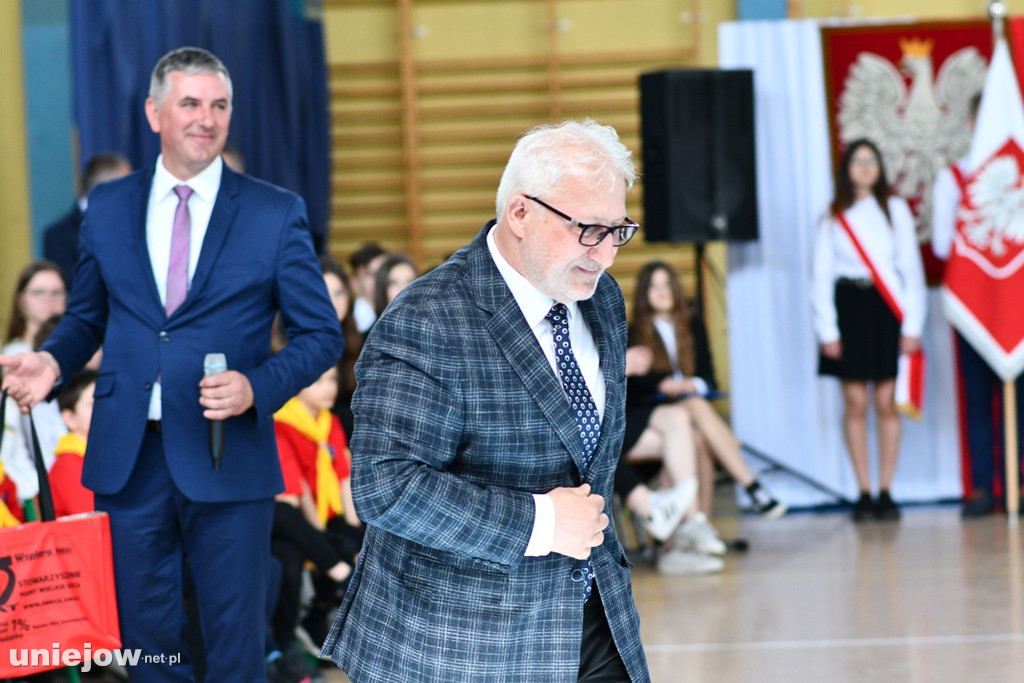 W Uniejowie świętowano 45-lecie nadania szkole imienia