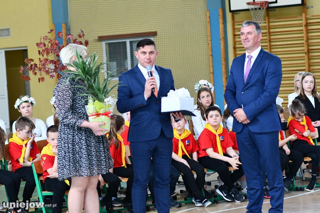 W Uniejowie świętowano 45-lecie nadania szkole imienia