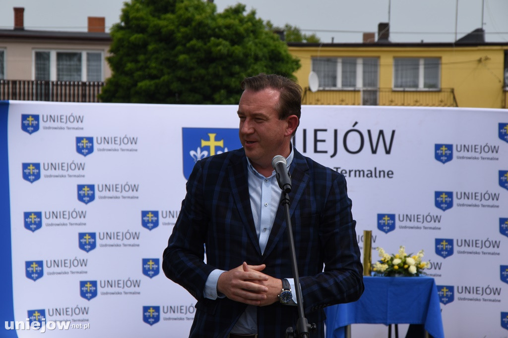 Wmurowano kamień węgielny pod budowę przedszkola integracyjnego w Uniejowie