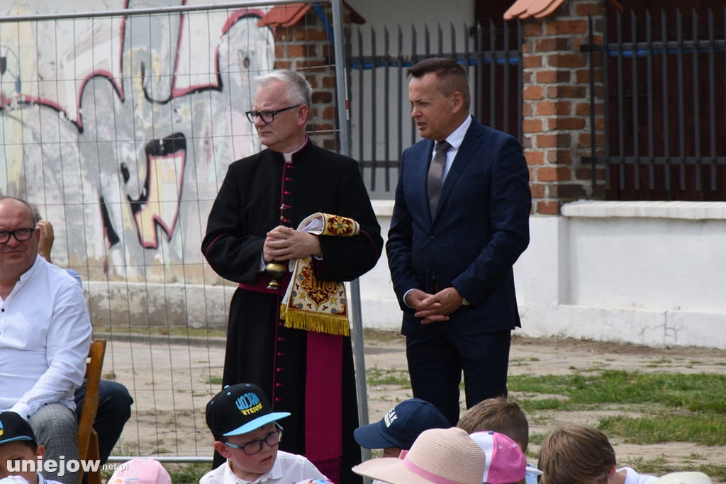 Wmurowano kamień węgielny pod budowę przedszkola integracyjnego w Uniejowie