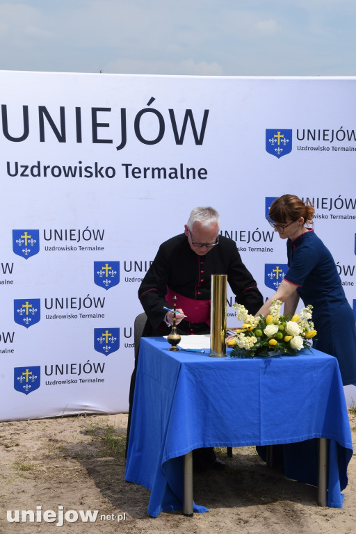 Wmurowano kamień węgielny pod budowę przedszkola integracyjnego w Uniejowie