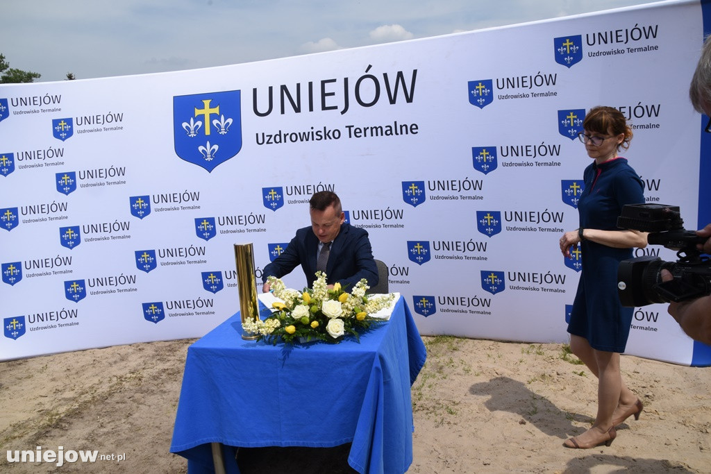 Wmurowano kamień węgielny pod budowę przedszkola integracyjnego w Uniejowie