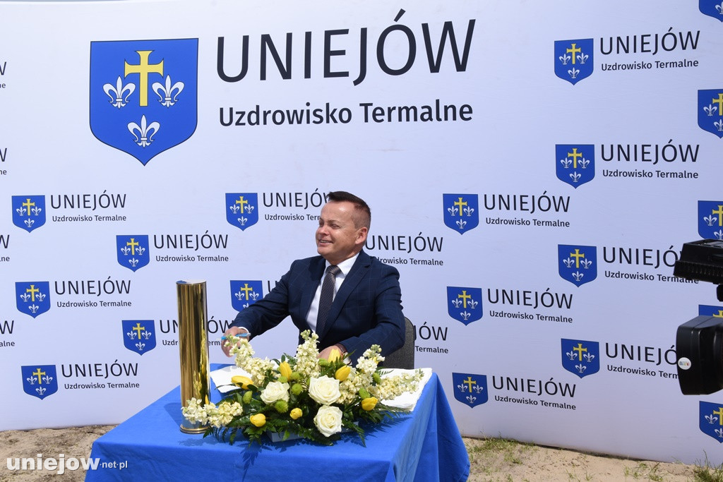 Wmurowano kamień węgielny pod budowę przedszkola integracyjnego w Uniejowie