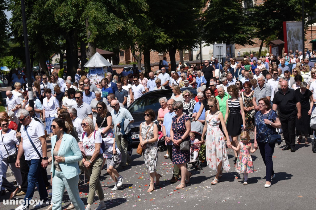 Tak było na procesji Bożego Ciała w Uniejowie 2022