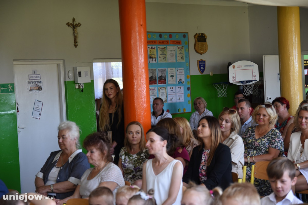 Zakończenie roku szkolnego w Uniejowie, Wieleninie i Wilamowie