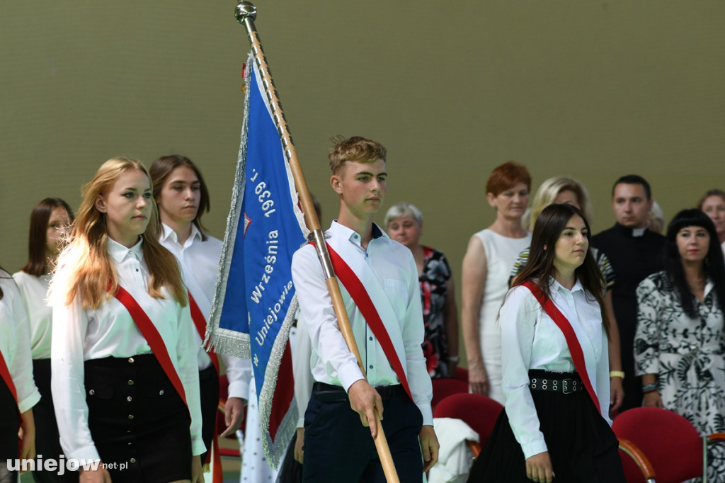Zakończenie roku szkolnego w Uniejowie, Wieleninie i Wilamowie