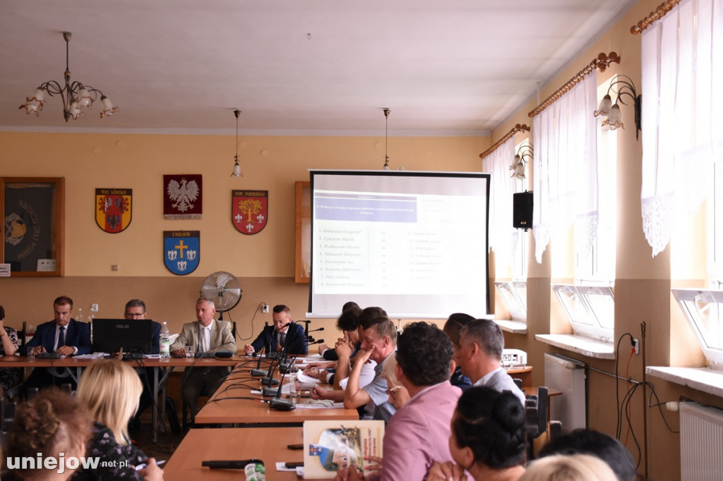Burmistrz Uniejowa z absolutorium i wotum zaufania