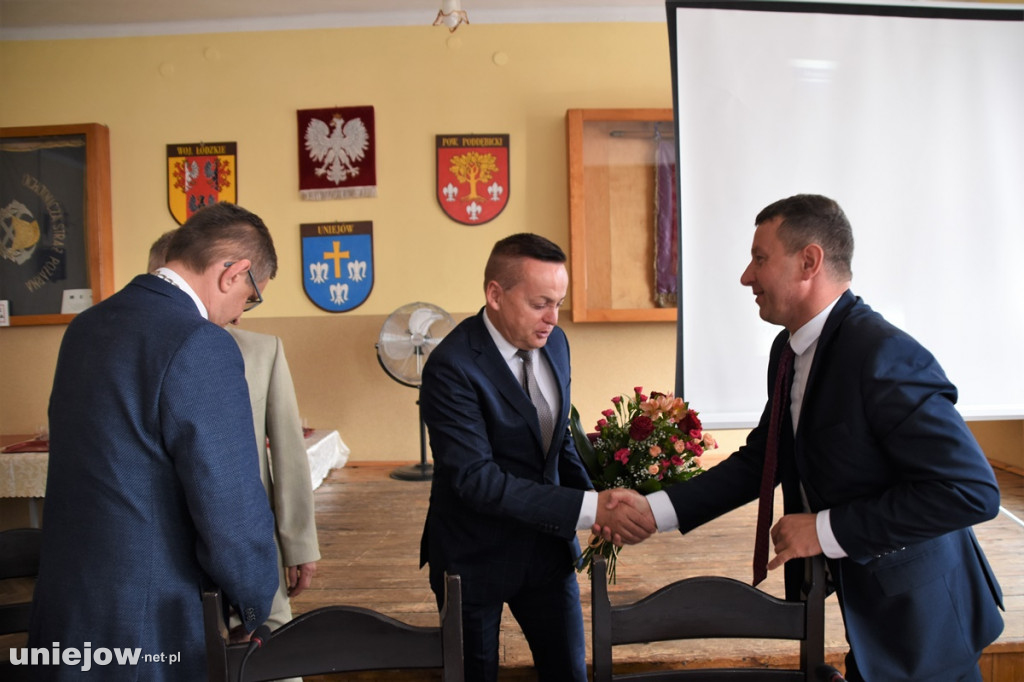 Burmistrz Uniejowa z absolutorium i wotum zaufania