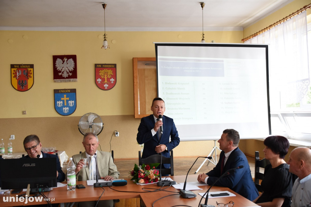 Burmistrz Uniejowa z absolutorium i wotum zaufania
