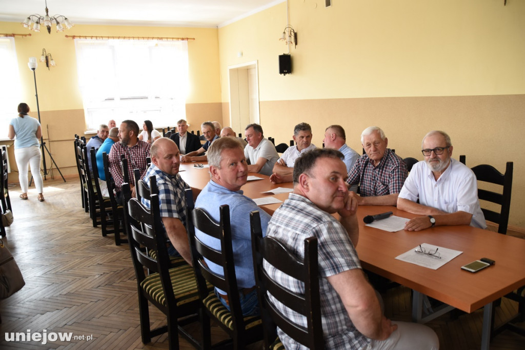 Burmistrz Uniejowa z absolutorium i wotum zaufania