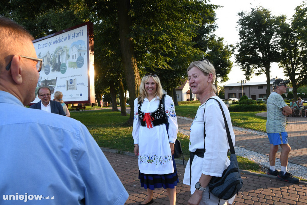 Gdański carillon w Uniejowie