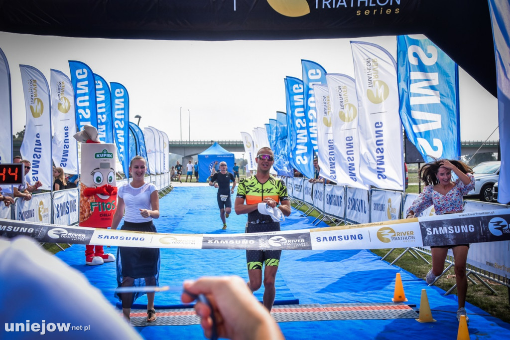 Samsung River Triathlon Series w Uniejowie 2022(2)