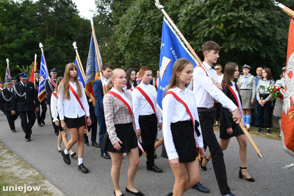 W Czekaju uczczono pamięć pomordowanych
