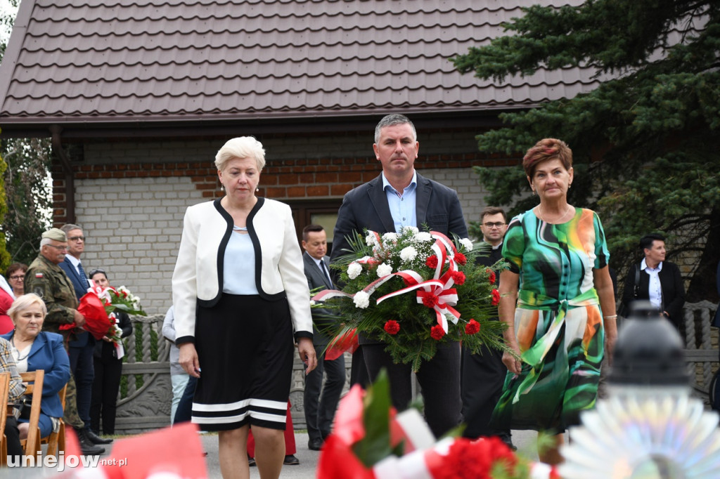 W Czekaju uczczono pamięć pomordowanych