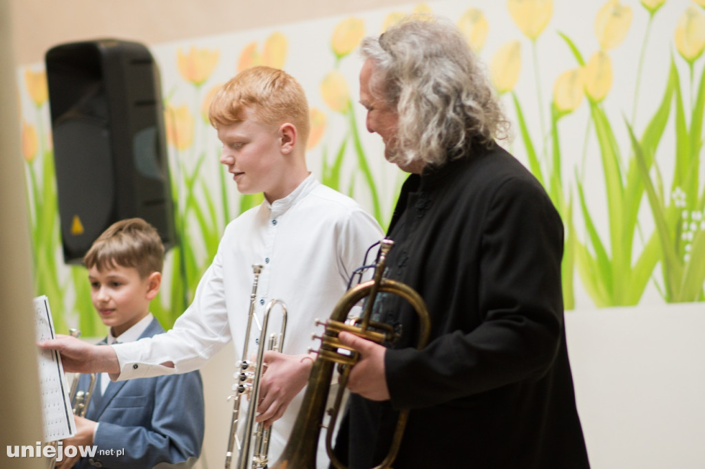 Koncert Mistrz i Uczeń w uniejowskiej szkole muzycznej