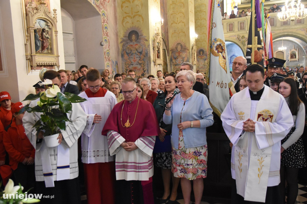 Uniejów powitał obraz Matki Boskiej Częstochowskiej