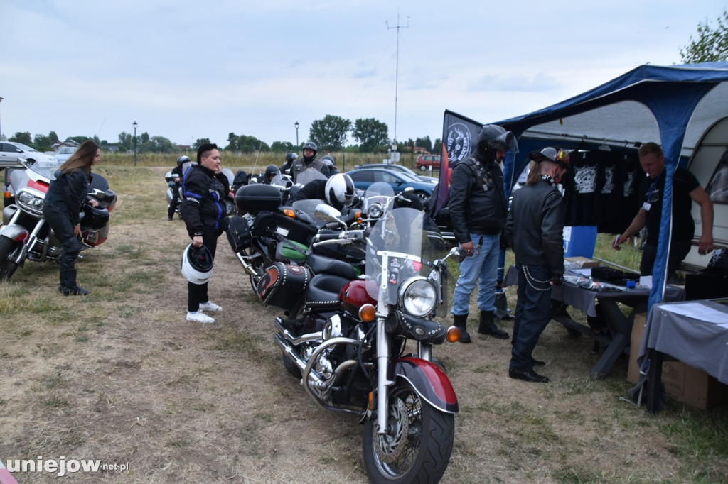 Rozpoczął się zlot motocyklistów u Banity. Wystąpił Kisu Min