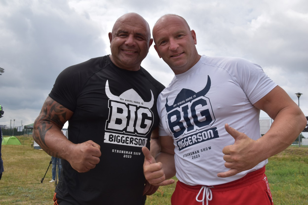 Strongman motocyklistów i zlot u Banity