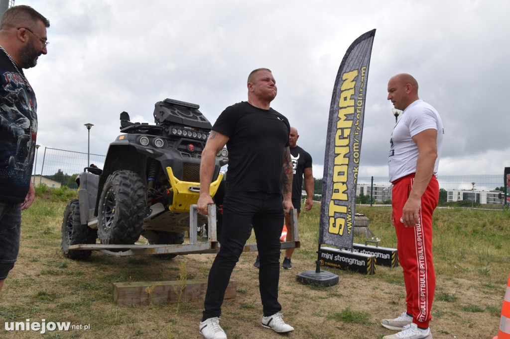Strongman motocyklistów i zlot u Banity