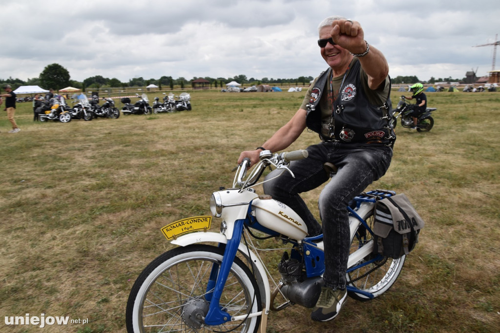 Strongman motocyklistów i zlot u Banity