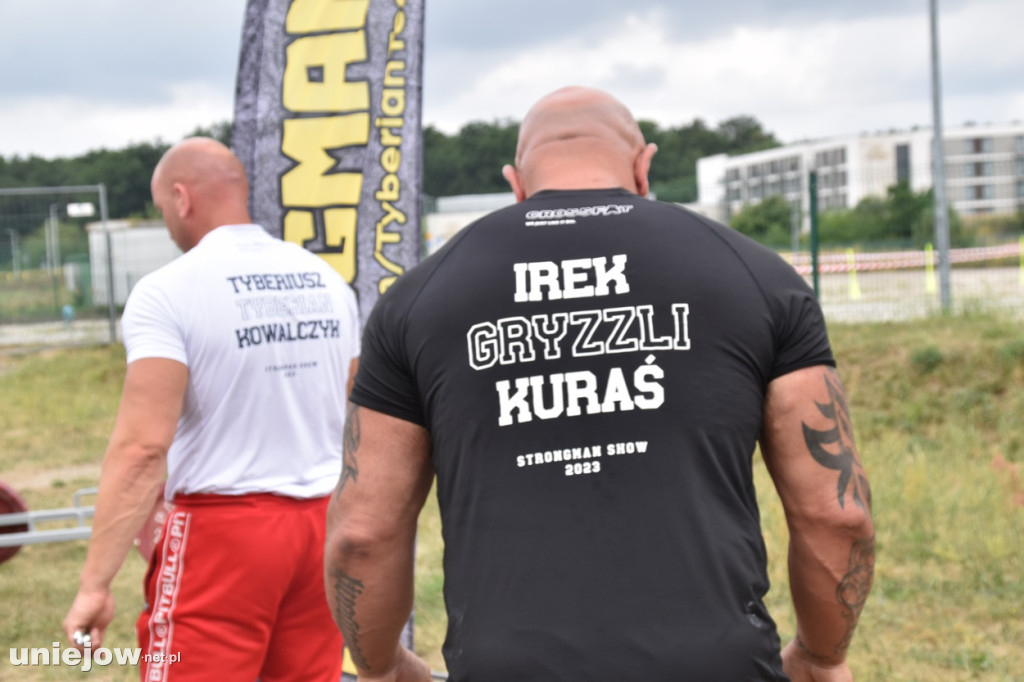 Strongman motocyklistów i zlot u Banity
